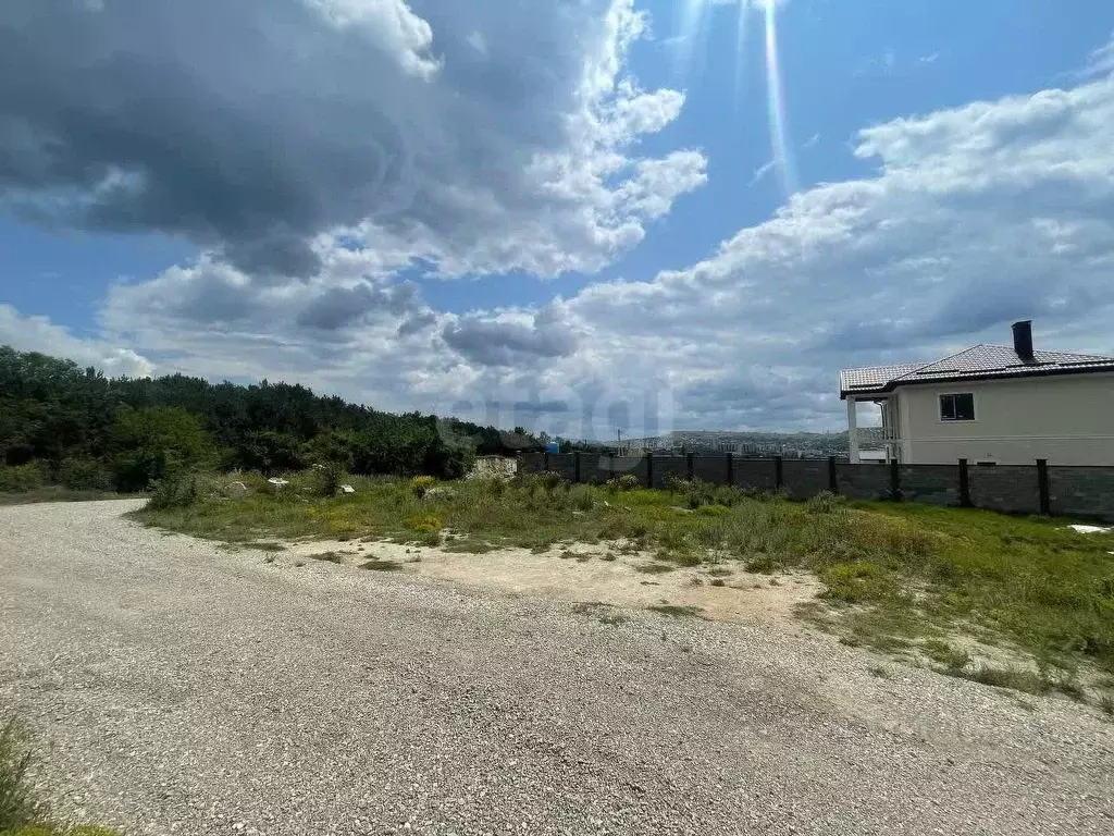 Участок в Крым, Симферополь ул. Полины Осипенко (10.0 сот.) - Фото 1