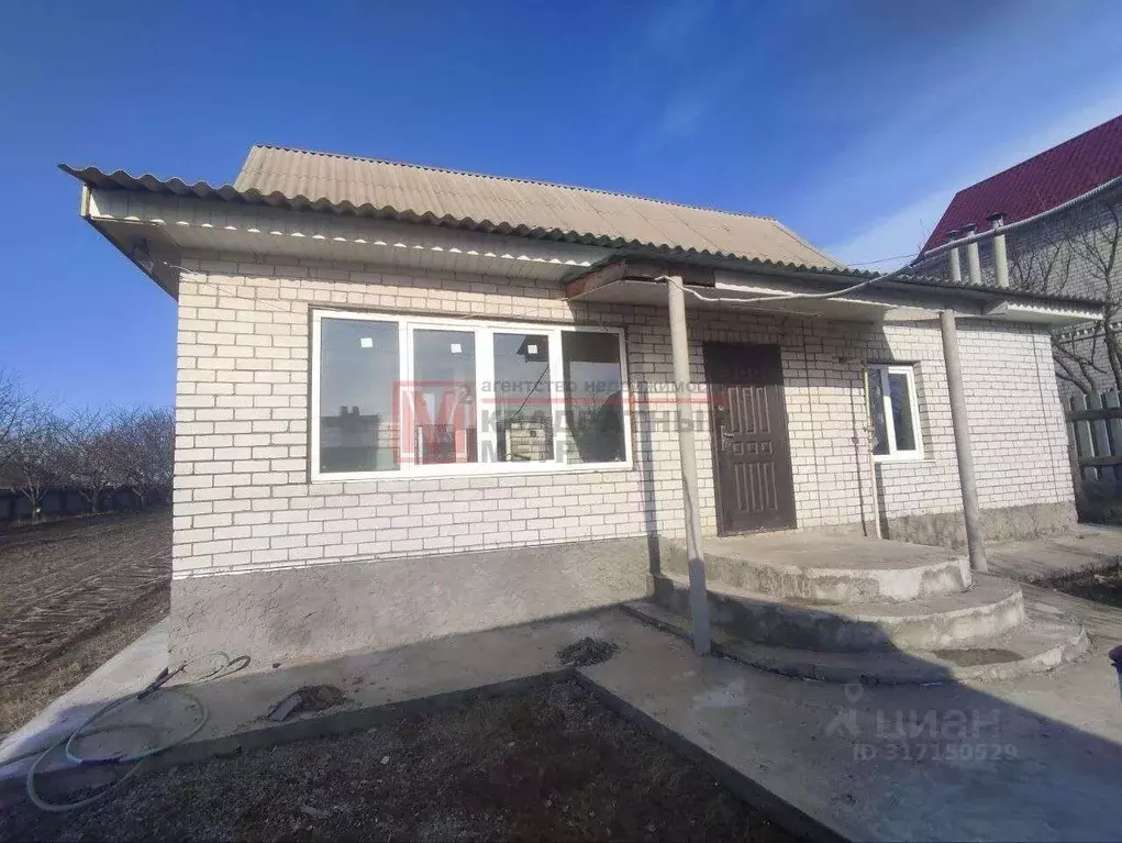 Дом в Белгородская область, Старооскольский городской округ, с. Озерки ... - Фото 0
