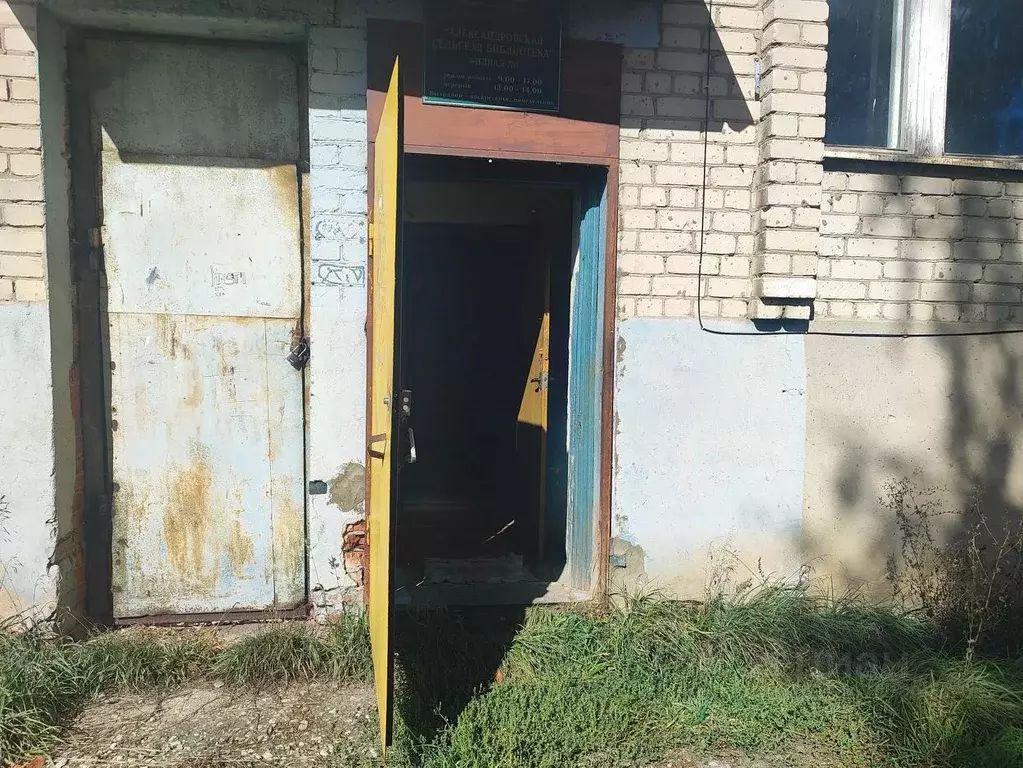 Помещение свободного назначения в Мордовия, Лямбирский район, с. ... - Фото 2