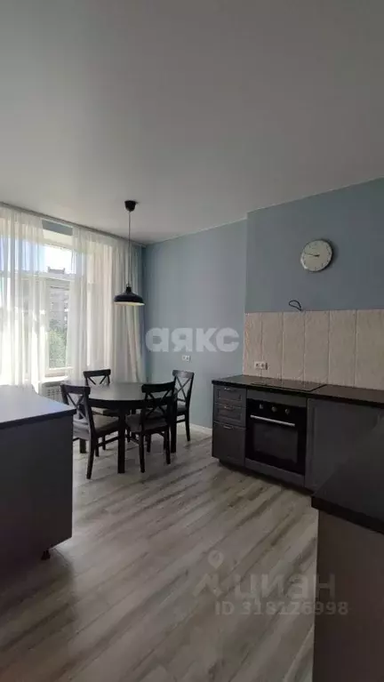 3-к кв. Волгоградская область, Волгоград ул. Глазкова, 23А (90.2 м) - Фото 0