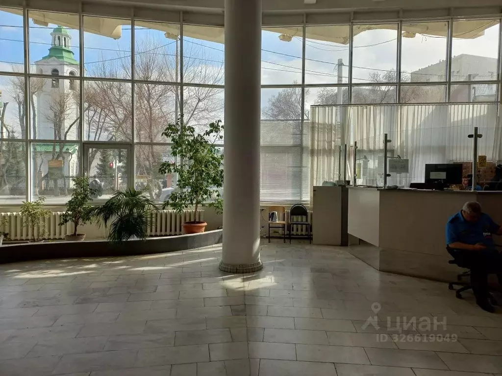 Помещение свободного назначения в Тюменская область, Тюмень ул. ... - Фото 1