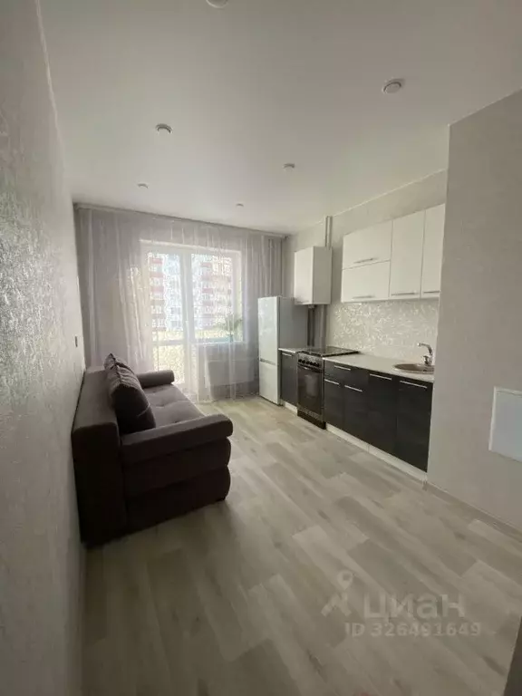 1-к кв. Омская область, Омск ул. Малиновского, 6/1 (37.7 м) - Фото 1