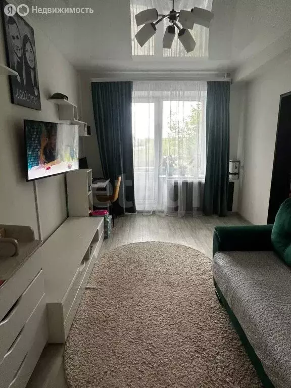2-комнатная квартира: Выкса, улица Островского, 43 (41 м) - Фото 0