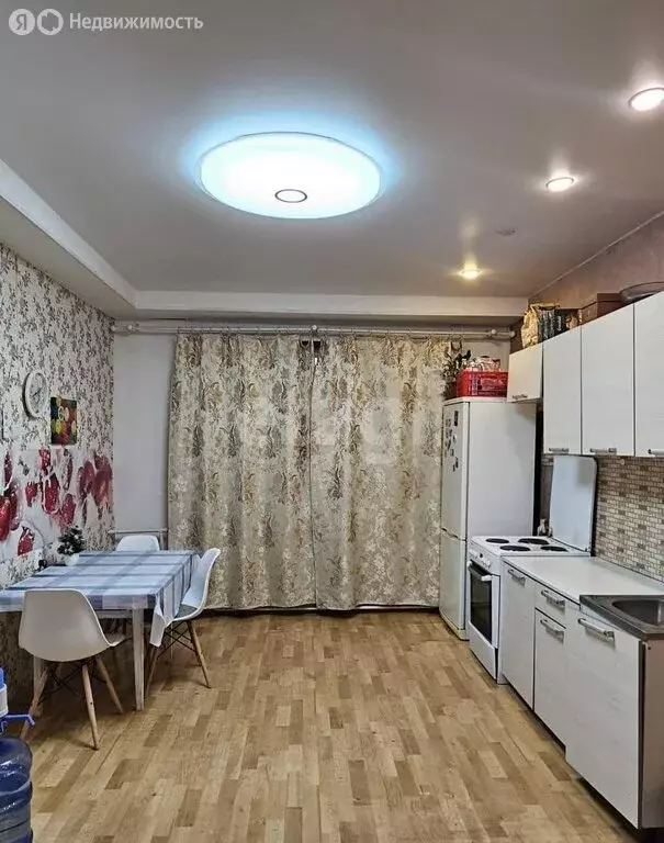 3-комнатная квартира: Якутск, улица Свердлова, 2/1 (82.5 м) - Фото 1