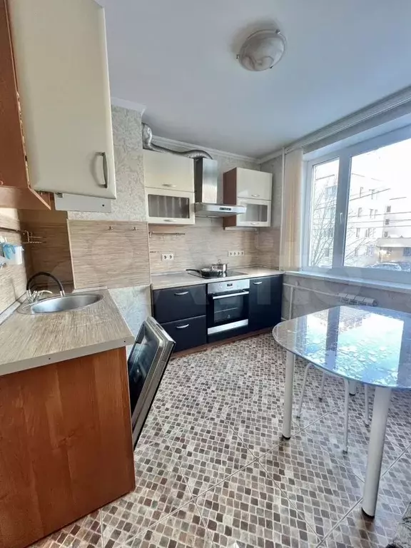 2-к. квартира, 50 м, 2/9 эт. - Фото 0