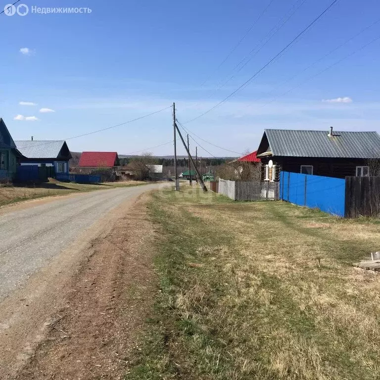 Дом в Свердловская область, Артинский муниципальный округ, деревня ... - Фото 1