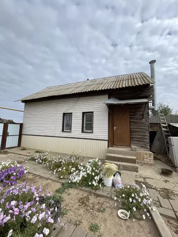 Дом в Волгоградская область, Светлоярский район, с. Райгород Советская ... - Фото 2