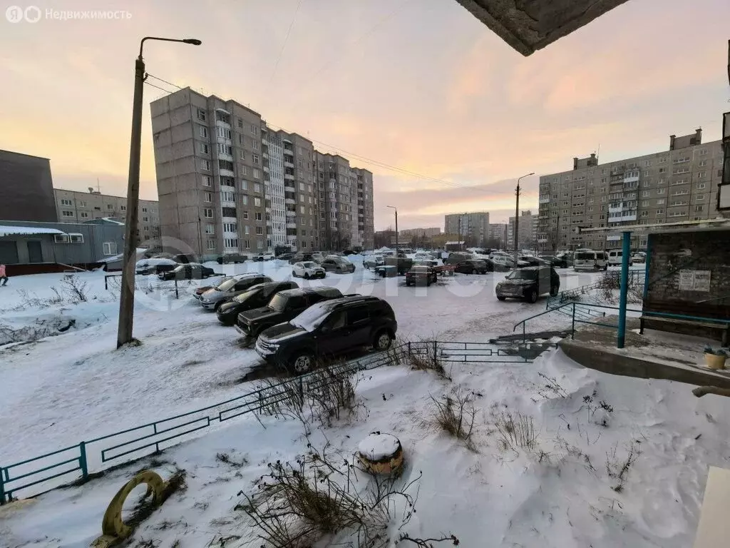 3-комнатная квартира: Мончегорск, Лесная улица, 12 (66.8 м) - Фото 1