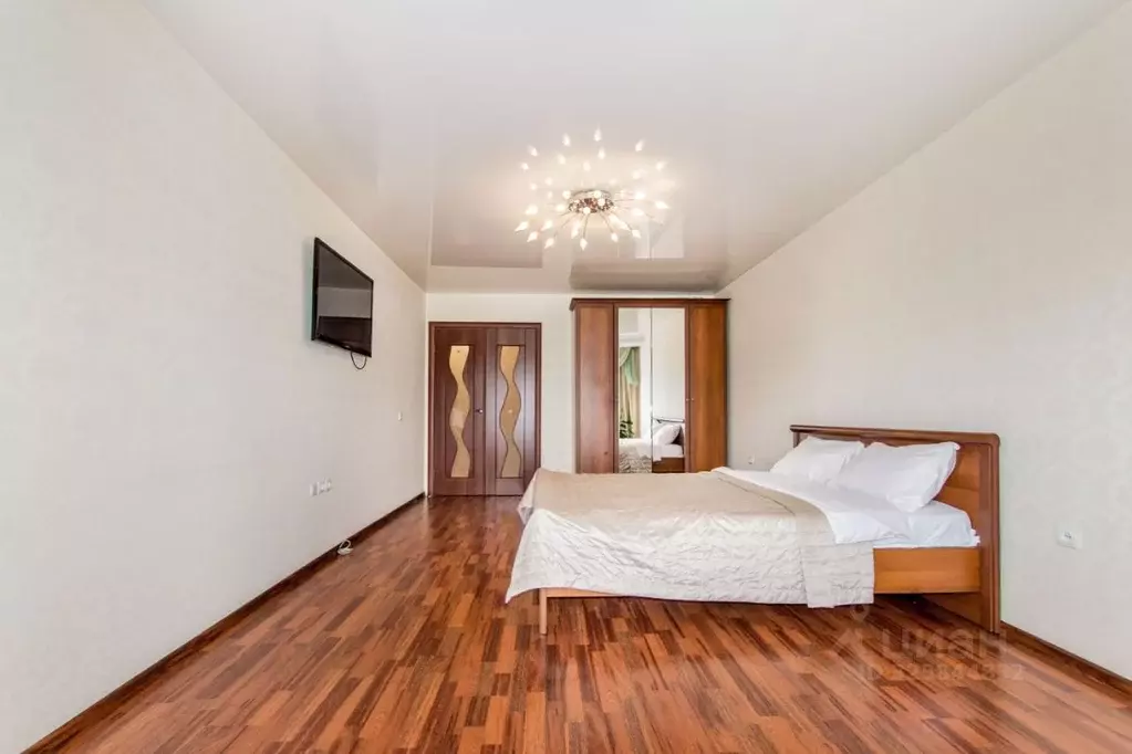 1-к кв. Свердловская область, Екатеринбург ул. Заводская, 40 (43.2 м) - Фото 1