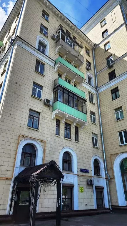 Комната 18,4 м в 3-к., 2/8 эт. - Фото 1