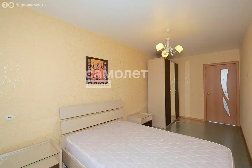 3-комнатная квартира: Кемерово, проспект Ленина, 120 (60.5 м) - Фото 1