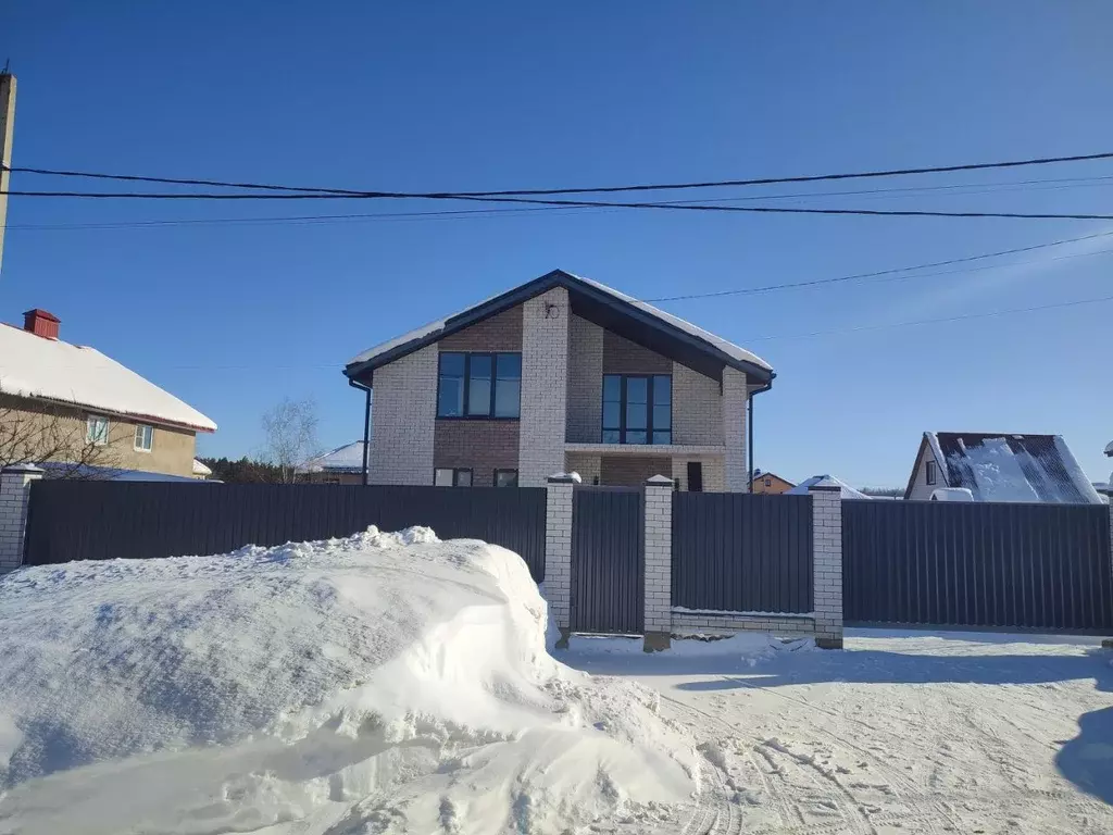 Дом в Владимирская область, Александров ул. Троицкая (211 м) - Фото 1