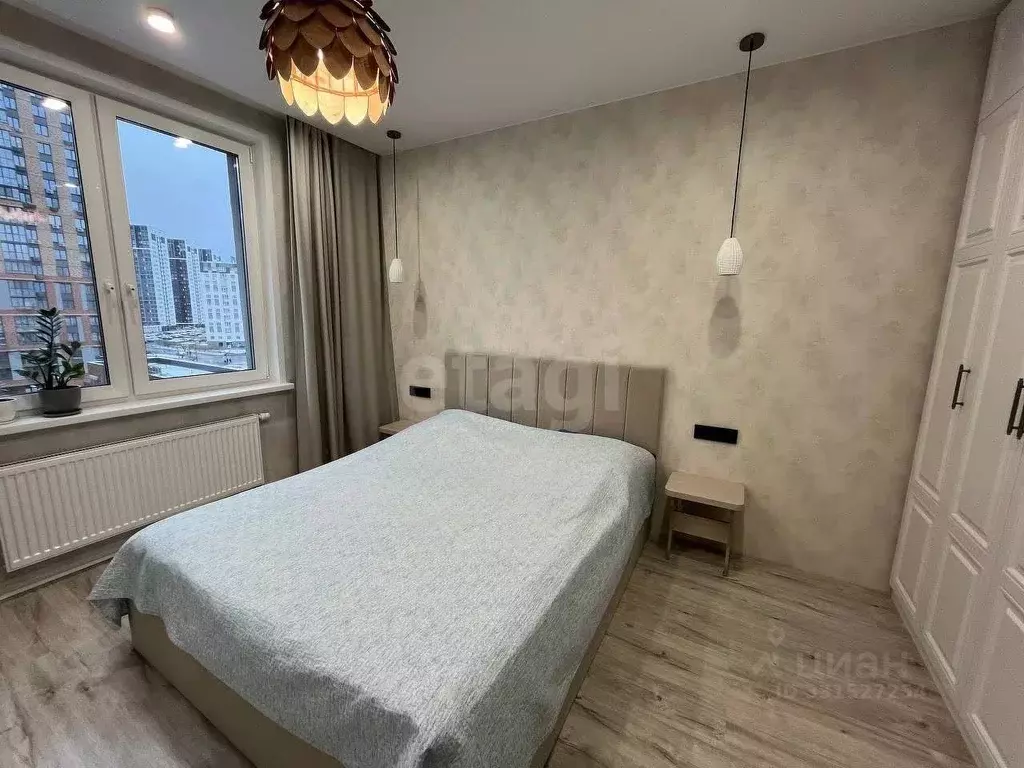 2-к кв. Тюменская область, Тюмень ул. Фармана Салманова, 16 (56.4 м) - Фото 1