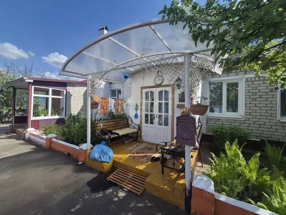 Дом в Белгородская область, Поселок Чернянка городское поселение, ... - Фото 1