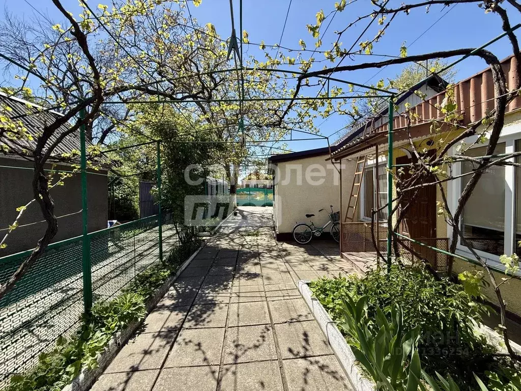 Дом в Краснодарский край, Приморско-Ахтарск Свободная ул. (74 м) - Фото 1