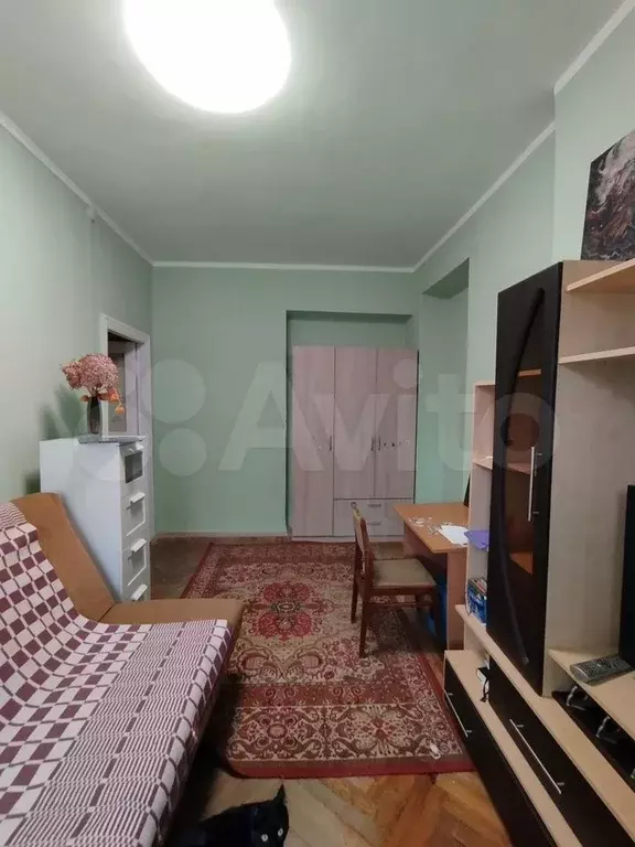 Комната 18 м в 3-к., 2/5 эт. - Фото 1
