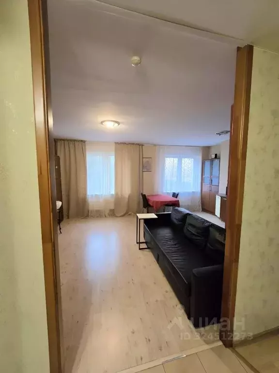 3-к кв. Свердловская область, Екатеринбург ул. Гагарина, 35А (84.3 м) - Фото 2