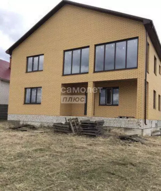 Дом в Задонск, Липецкая улица (370 м) - Фото 1