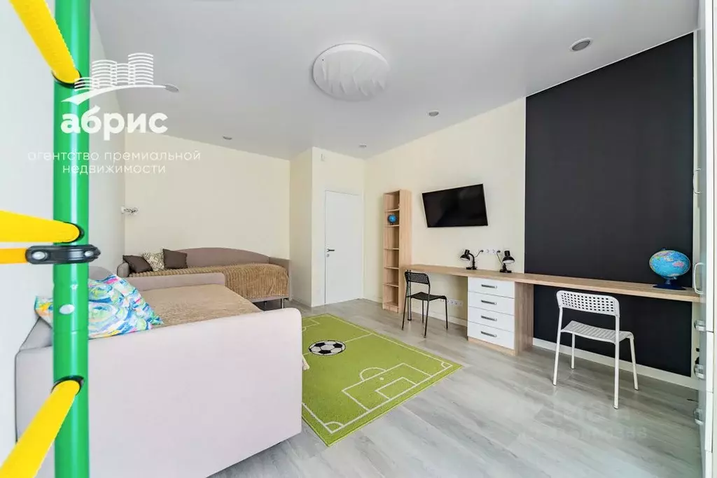 3-к кв. Приморский край, Владивосток ул. Калинина, 11А/1 (86.2 м) - Фото 1
