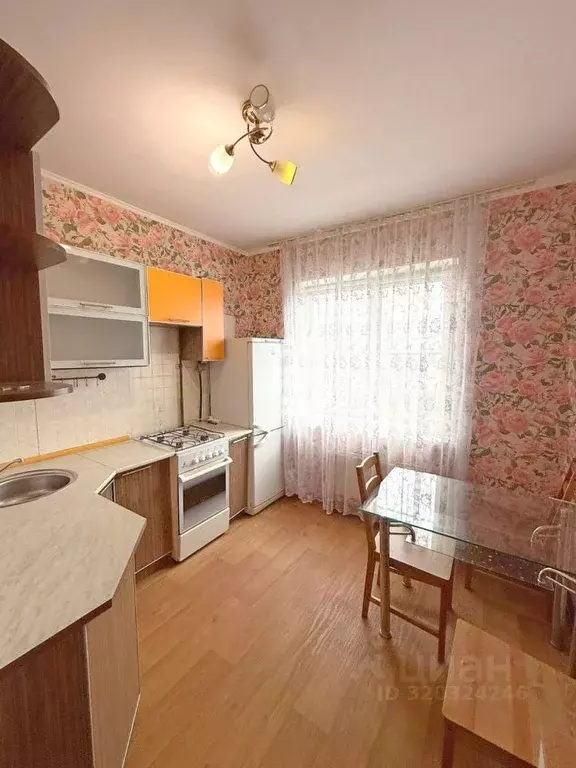 2-к кв. Омская область, Омск ул. Малиновского, 10/2 (52.9 м) - Фото 1