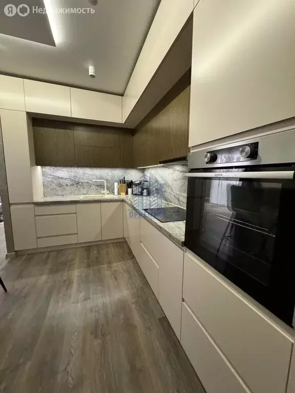 4-комнатная квартира: Чебоксары, улица Калинина, 93 (123.4 м) - Фото 1