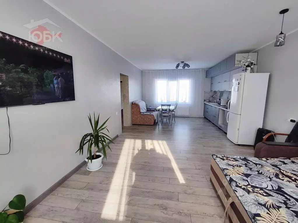 Дом в Крым, Сакский район, с. Уютное, Прибой СПК ул. Каштановая, 2 ... - Фото 2