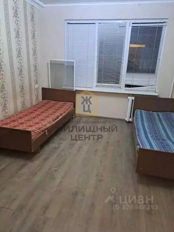 Комната Ставропольский край, Пятигорск ул. Адмиральского, 2К2 (10.0 м) - Фото 1