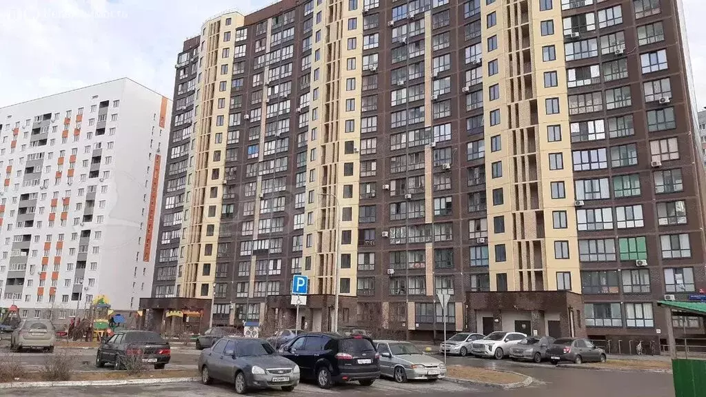 Квартира-студия: Тюмень, улица Новосёлов, 115 (15 м) - Фото 2