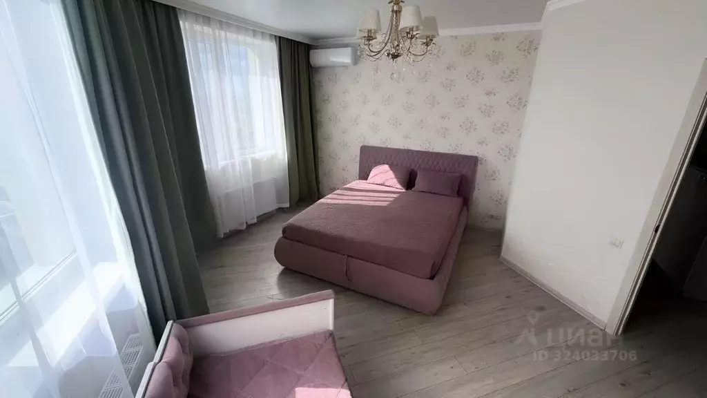 2-к кв. Крым, Симферополь ул. Батурина, 201 (52.1 м) - Фото 2