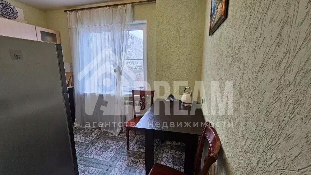 2-к кв. Волгоградская область, Волгоград ул. 8-й Воздушной Армии, 44 ... - Фото 2