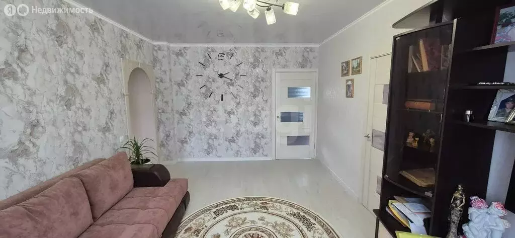 Дом в Чебаркуль, улица Чкалова (109.7 м) - Фото 1