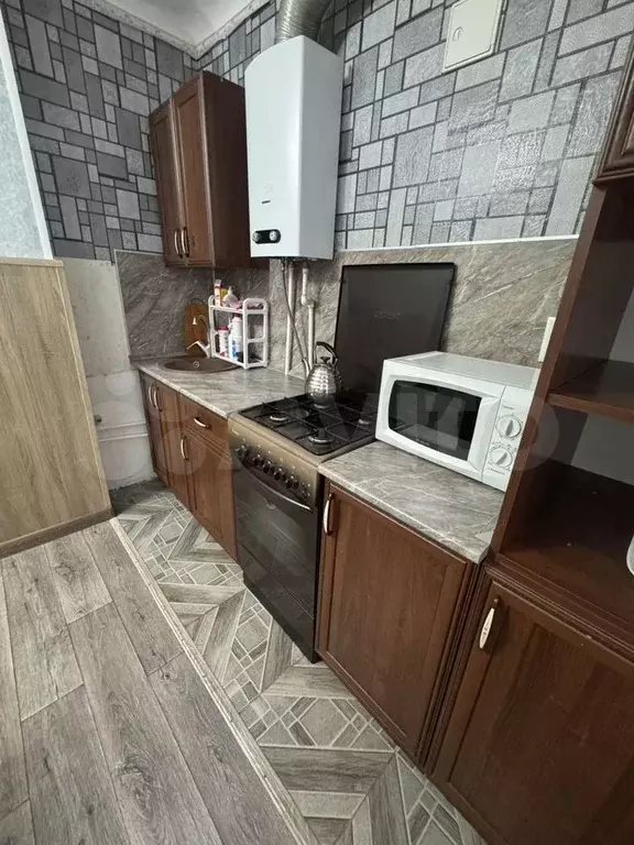 2-к. квартира, 42 м, 2/5 эт. - Фото 1
