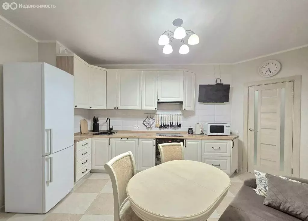 2-комнатная квартира: Калуга, Молодёжная улица, 44 (67 м) - Фото 2