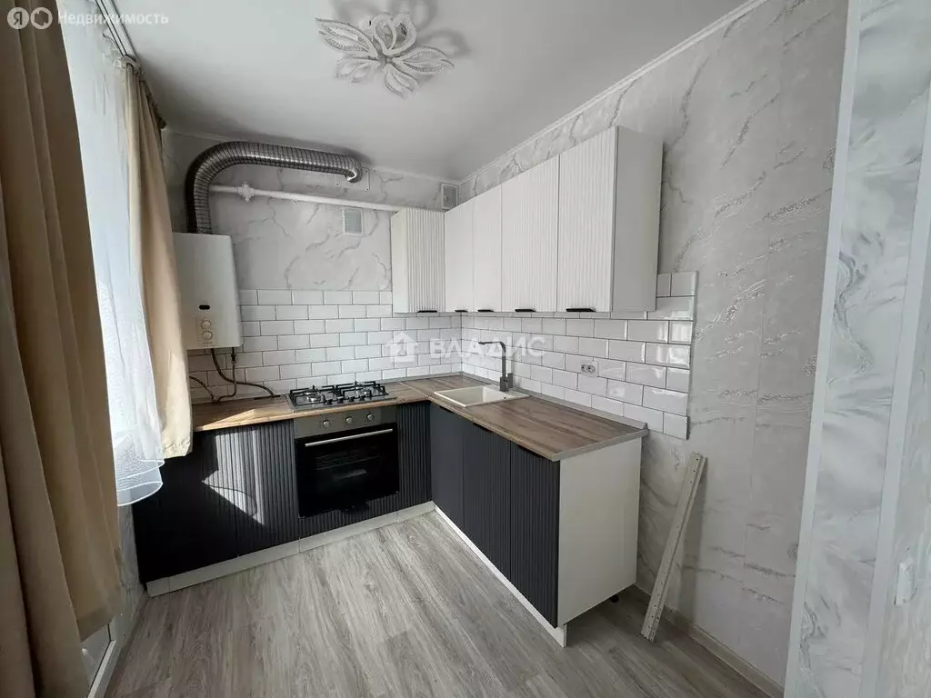 3-комнатная квартира: Белебей, Интернациональная улица, 132 (51 м) - Фото 2