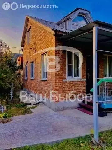 Дом в Ростов-на-Дону, 8-я Залповая улица (50 м) - Фото 1