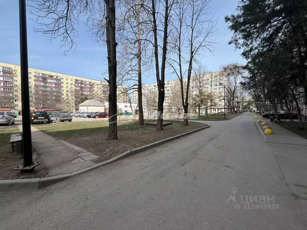 3-к кв. Крым, Симферополь ул. 60 лет Октября, 19 (64.0 м) - Фото 1