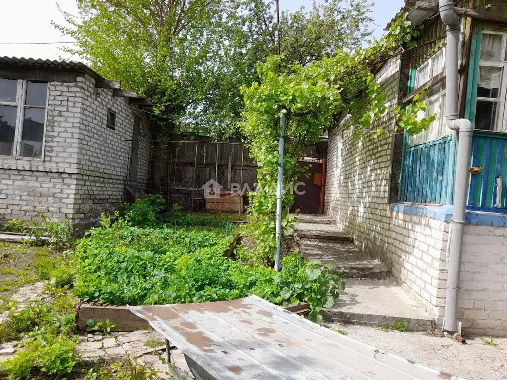 Дом в Волгоградская область, Волгоград Дубовая ул., 52 (45 м) - Фото 1
