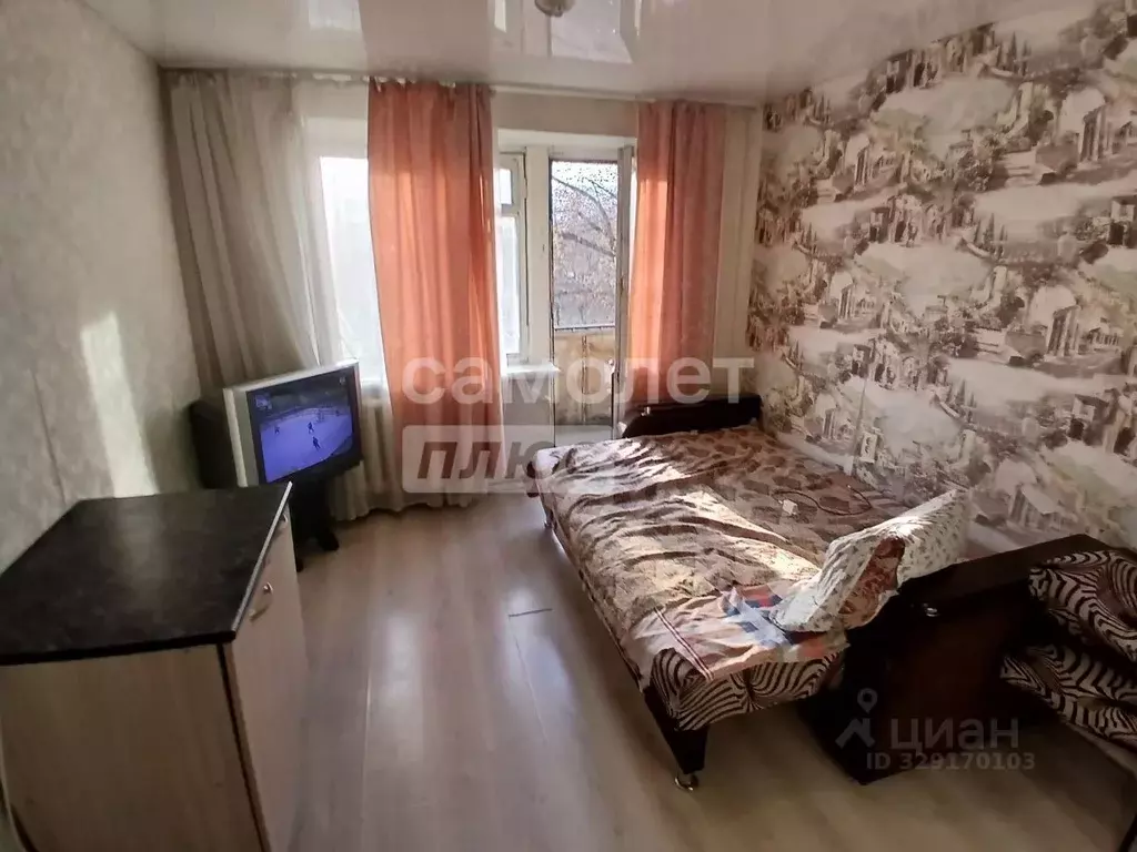 Комната Челябинская область, Челябинск ул. Кудрявцева, 81 (12.4 м) - Фото 1
