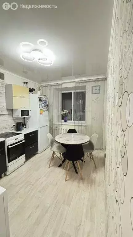 1-комнатная квартира: Тюмень, Западносибирская улица, 10 (35.4 м) - Фото 2