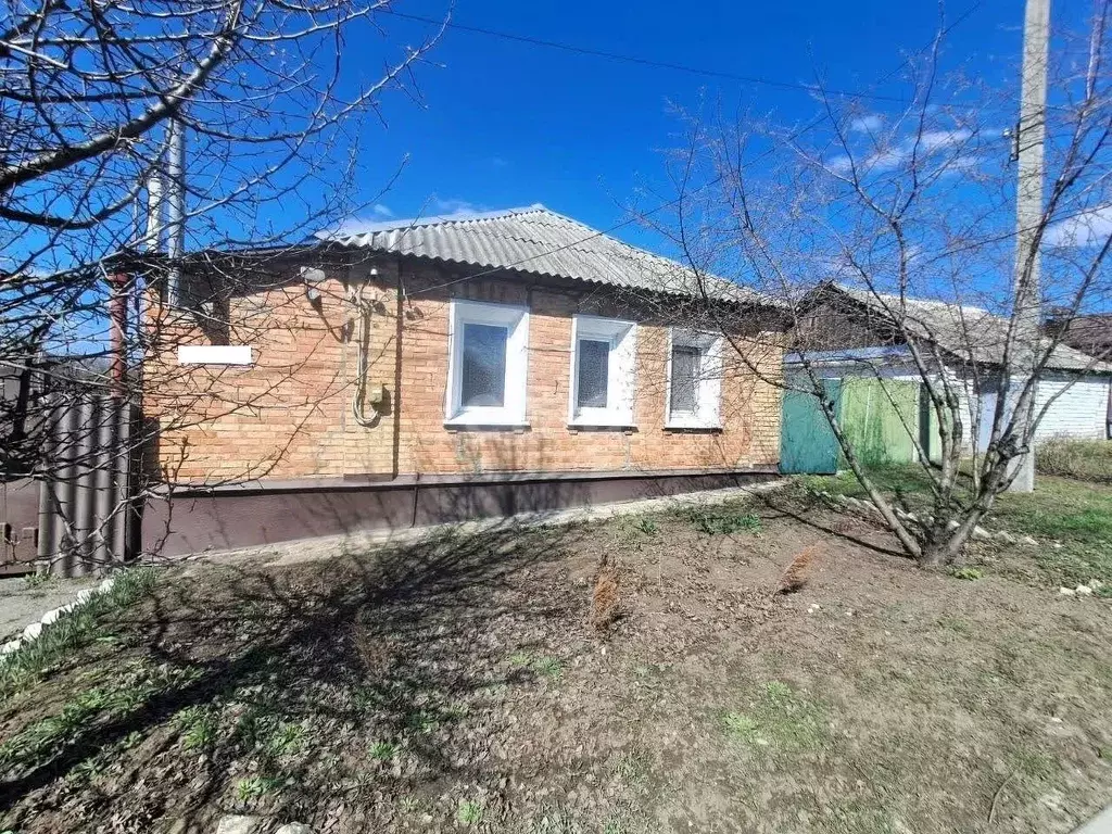 Дом в Белгородская область, Валуйки пер. 2-й Ямской (59 м) - Фото 0