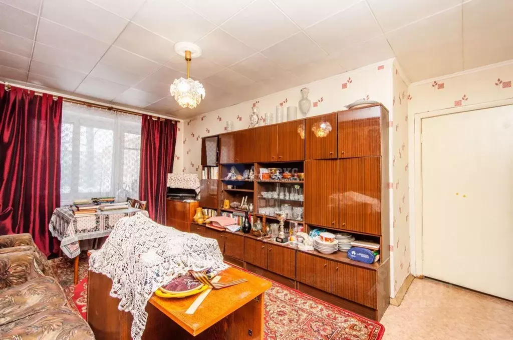 3-к кв. Тюменская область, Тюмень ул. Мельникайте, 66 (57.9 м) - Фото 2