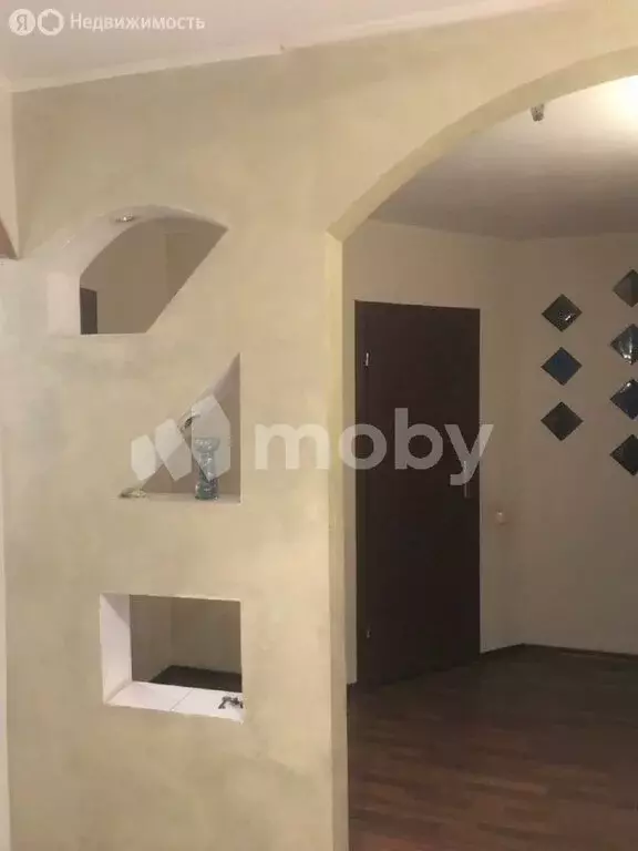 2-комнатная квартира: Калининград, улица Маршала Борзова, 101 (74 м) - Фото 1
