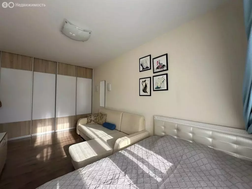 2-комнатная квартира: Киров, Садаковская улица, 2 (50 м) - Фото 2