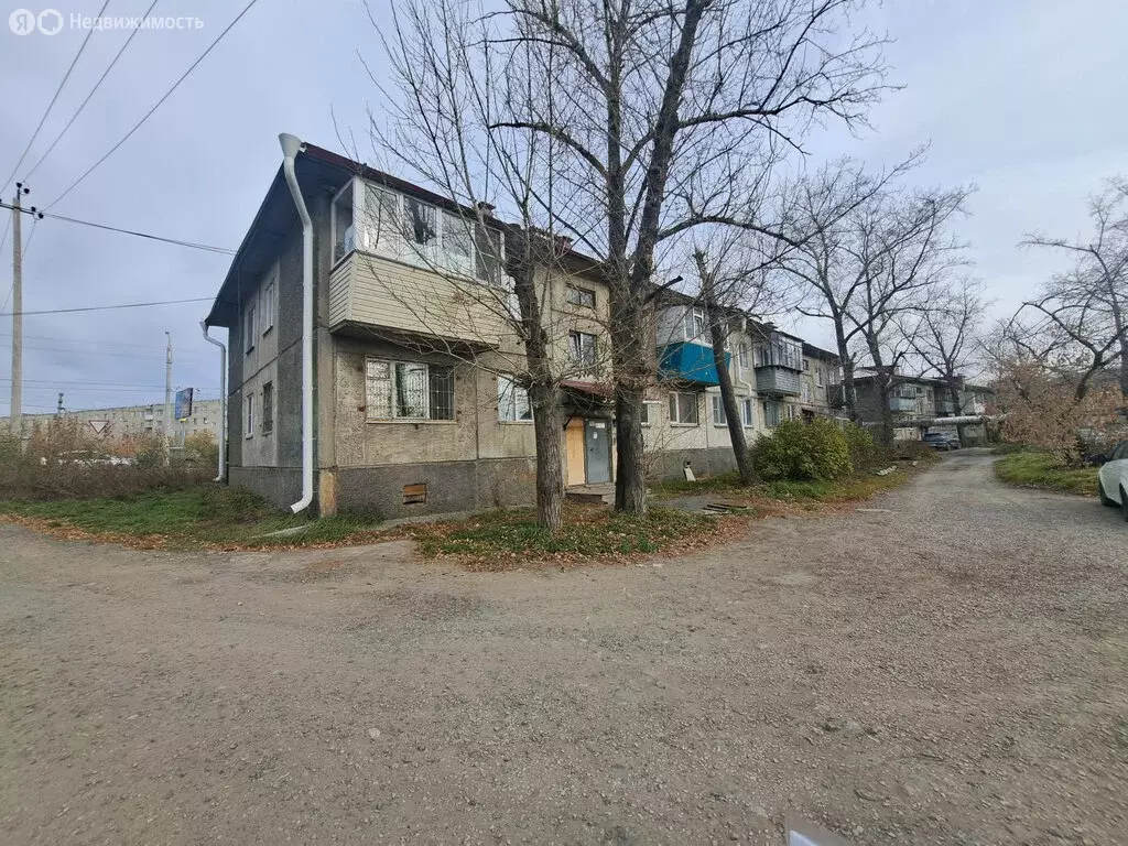 3-комнатная квартира: Курган, улица Пугачёва, 101 (58.8 м) - Фото 1