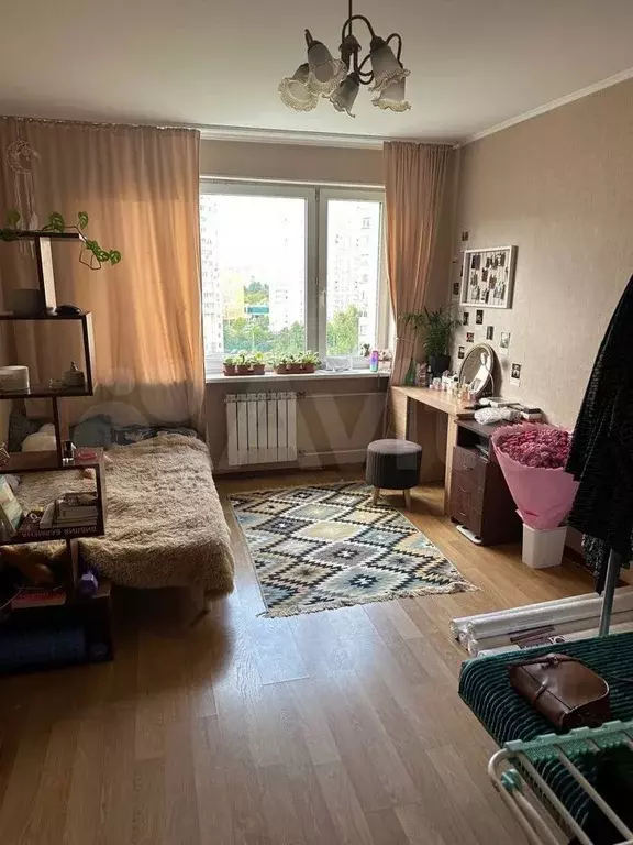 2-к. квартира, 70 м, 9/15 эт. - Фото 1