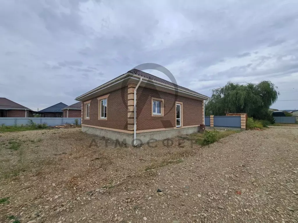 Дом в Краснодарский край, Апшеронск ул. Орджоникидзе (93 м) - Фото 1