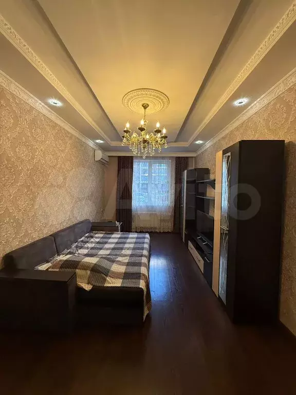 2-к. квартира, 60 м, 1/9 эт. - Фото 0