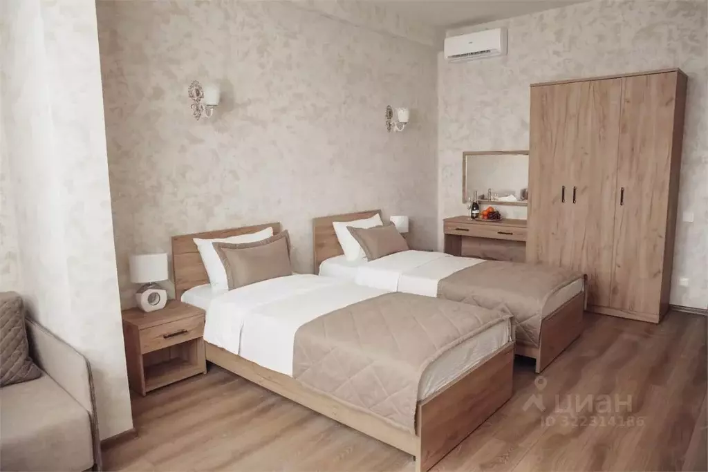 Комната Крым, Ленинский район, Семисотское с/пос, с. Каменское пер. ... - Фото 1