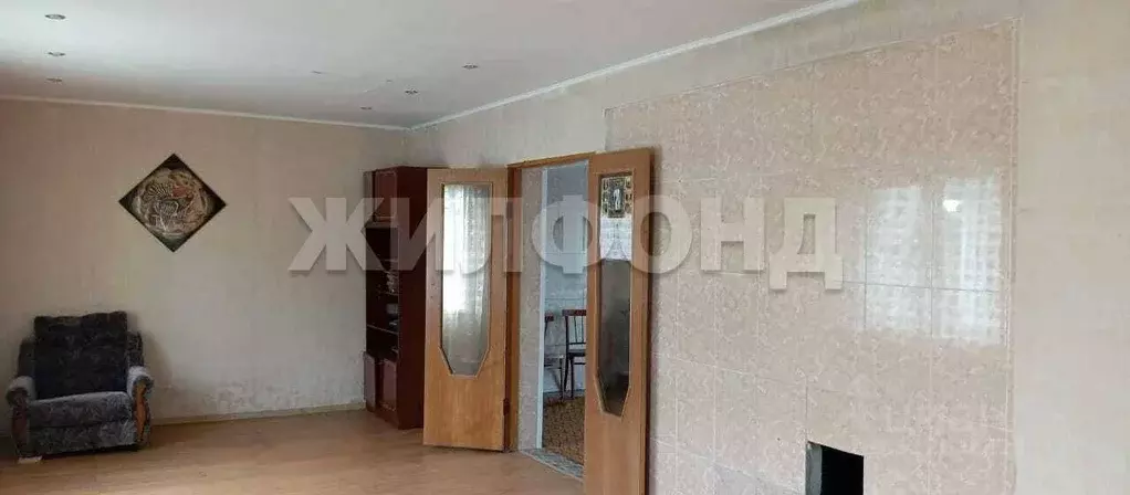 Дом в Новосибирская область, Колыванский район, д. Чаус ул. Николаева ... - Фото 0