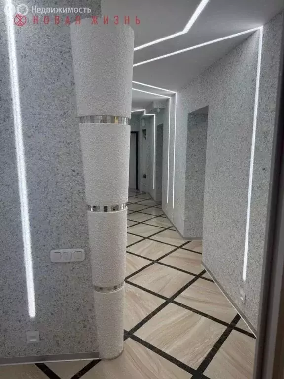 3-комнатная квартира: Самара, улица Советской Армии, 140 (139 м) - Фото 1